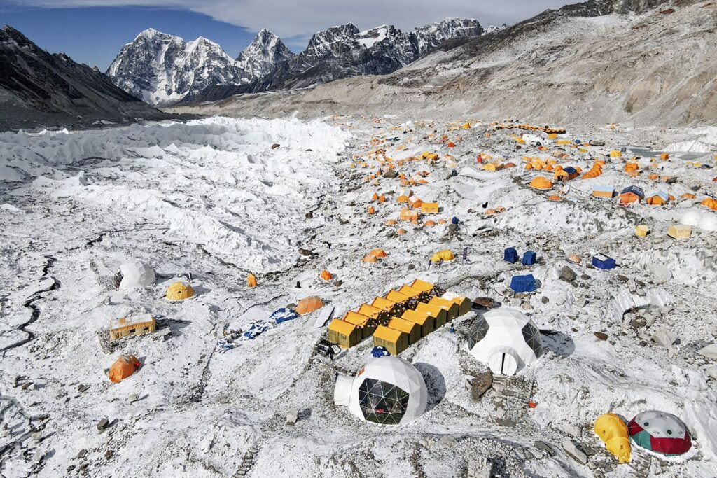 everest bc