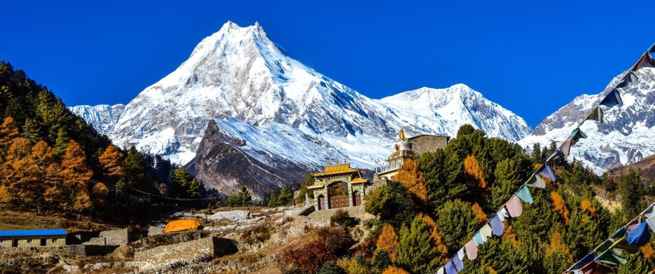 manaslu circuit trek